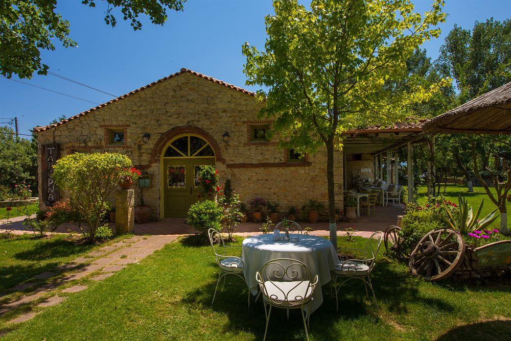 Petrino Eco Village Афитос Екстериор снимка
