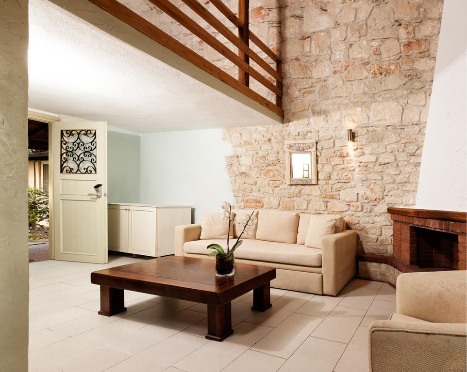 Petrino Eco Village Афитос Екстериор снимка